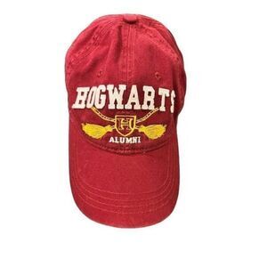 Harry Potter Gryffindor house Hogwarts Alumni hat